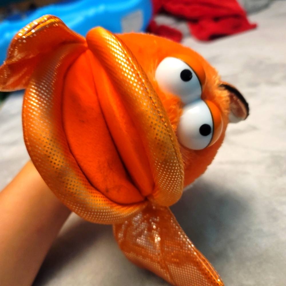 Adorable big lips fish puppet